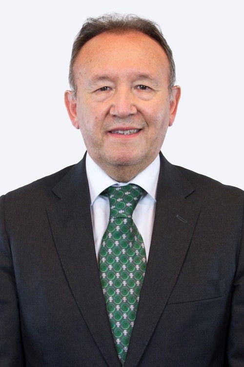 Senadores en ejercicio Reseñas biográficas parlamentarias Historia