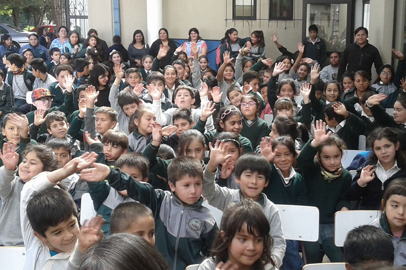 BCN visita escuelas México de Chile como parte de proyecto de formación cívica
