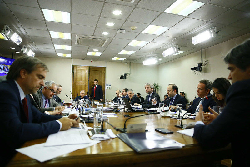 Comisión de Constitución de la Cámara aprobó proyecto de oficialidad para Ley Chile 
