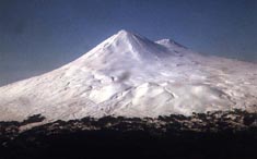 Imagen de volcán en la Cordillera